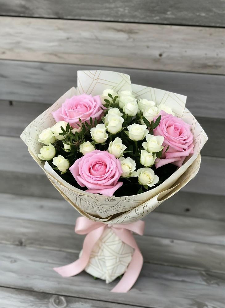 Букет цветов из: Розы в Жерновце