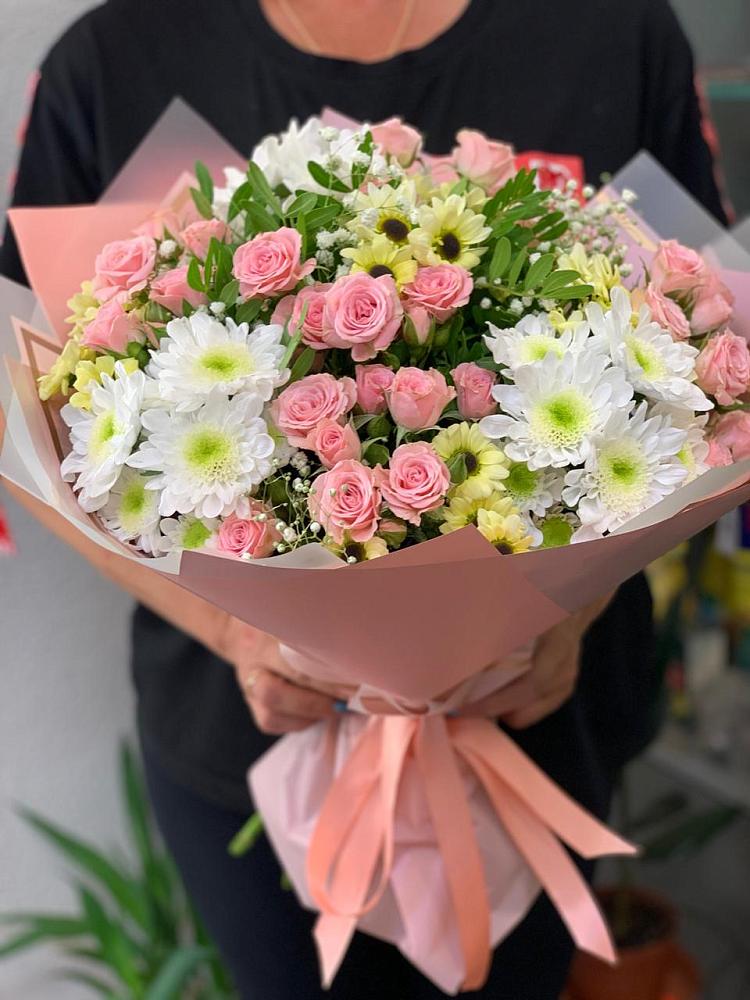 Букет цветов из: Розы и Хризантемы в Жерновце