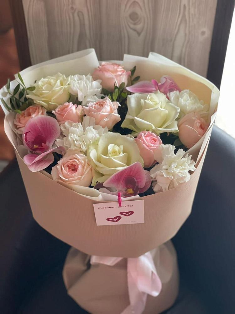 Букет цветов из: Орхидеи, Розы и Гвоздики в Жерновце