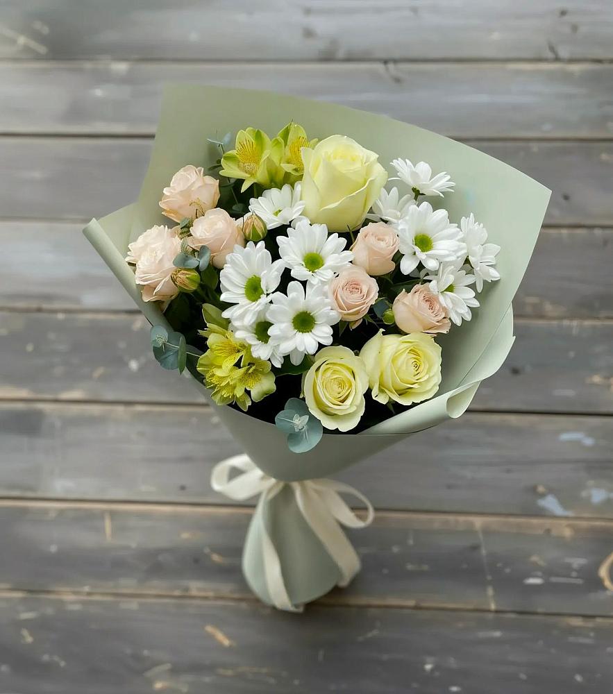 Букет цветов из: Альстромерии, Розы и Хризантемы в Жерновце