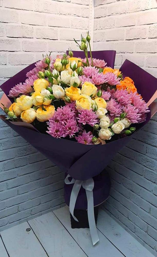 Букет цветов из: Хризантемы и Розы в Жерновце