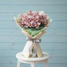Букет цветов из:  Орхидеи и Розы в Жерновце
