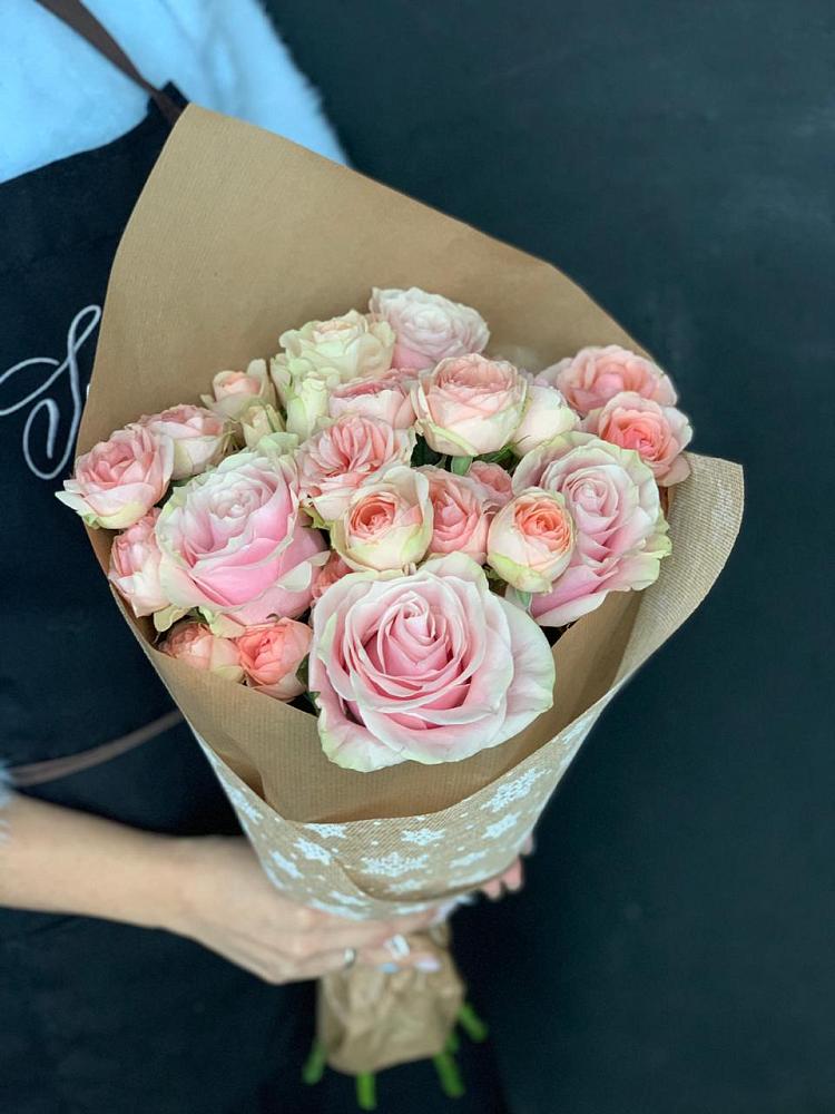 Букет цветов из: Хризантемы и Розы в Жерновце