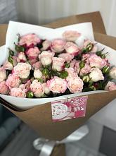 Букет цветов из:  Розы в Жерновце