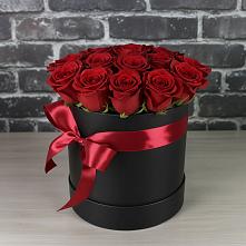 Цветочная композиция из Розы в шляпной коробке в Жерновце