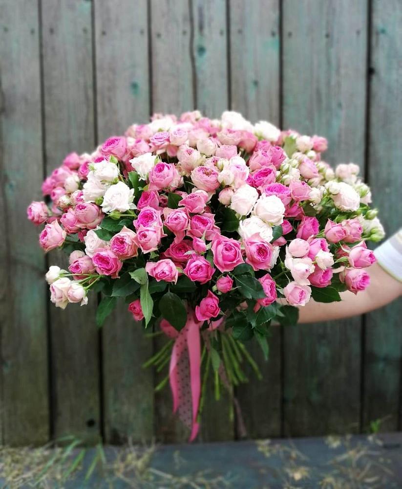 Букет Розовые кустовые розы Натали и Лав Лидия в Жерновце