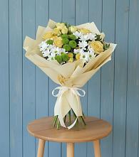 Букет цветов из:  Хризантемы и Розы #REPLACE_PRED# Жерновце