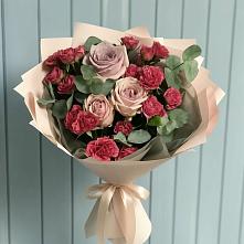 Букет цветов из:  Гвоздики и Розы в Жерновце