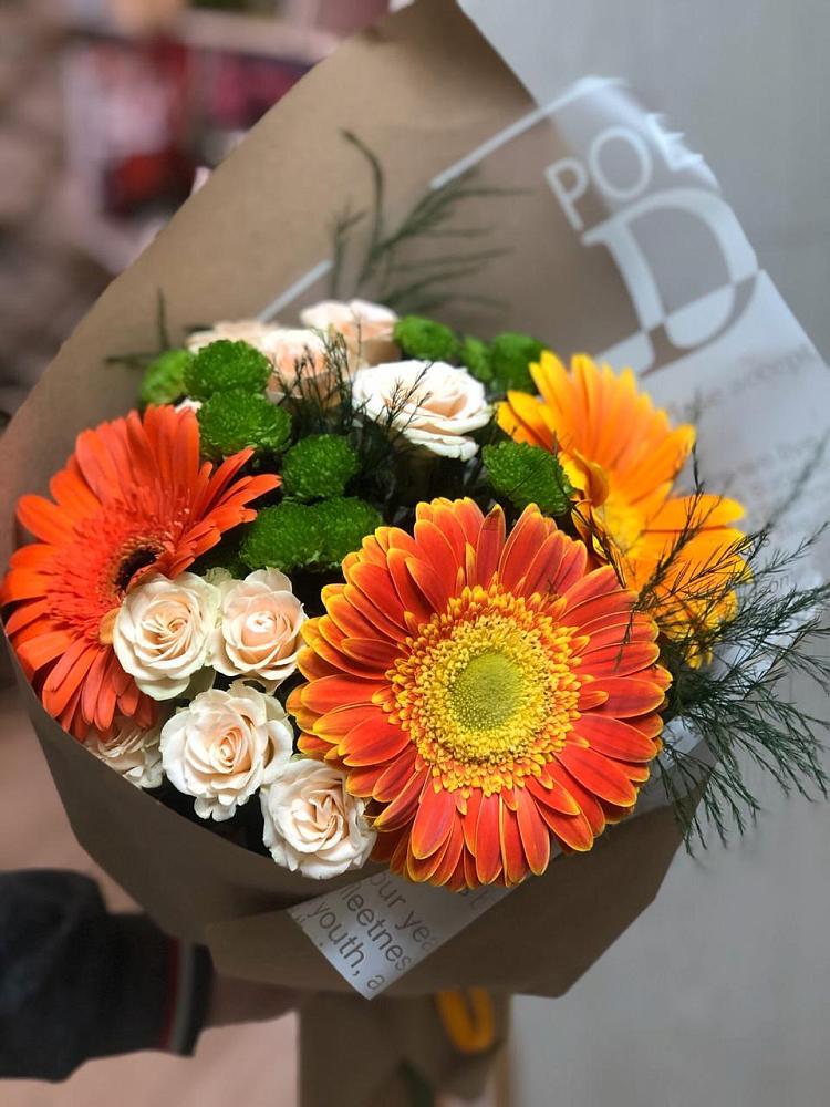 Букет цветов из: Герберы, Хризантемы и Розы в Жерновце
