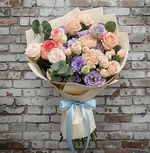 Букет цветов из:  Розы, Лизиантусы и Гвоздики #REPLACE_PRED# Жерновце